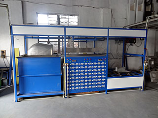 按裝吸塑模具