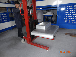 吸塑模具安裝 